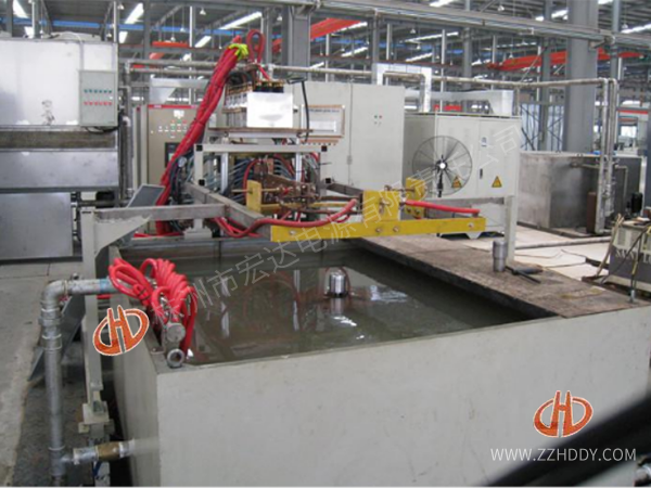 引導(dǎo)輪、驅(qū)動(dòng)輪淬火機(jī)床